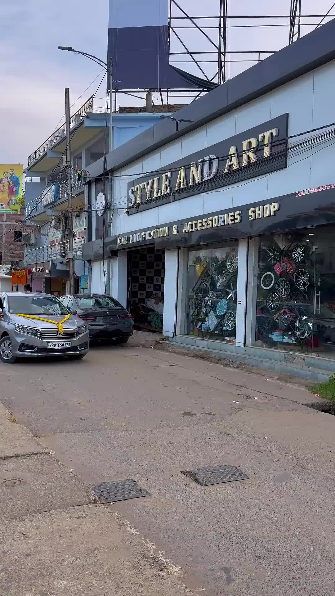 @Ankit Malakar Vlogs