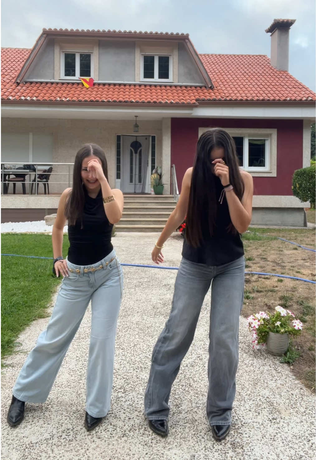 @𝐄𝐋𝐈𝐀𝐍𝐀