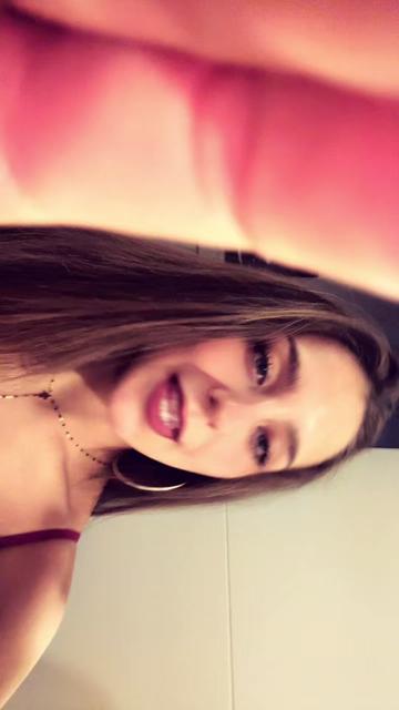 @lauraapinedaa