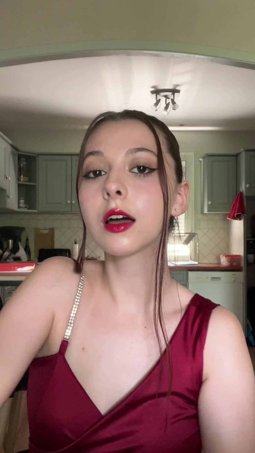 @Lkocee