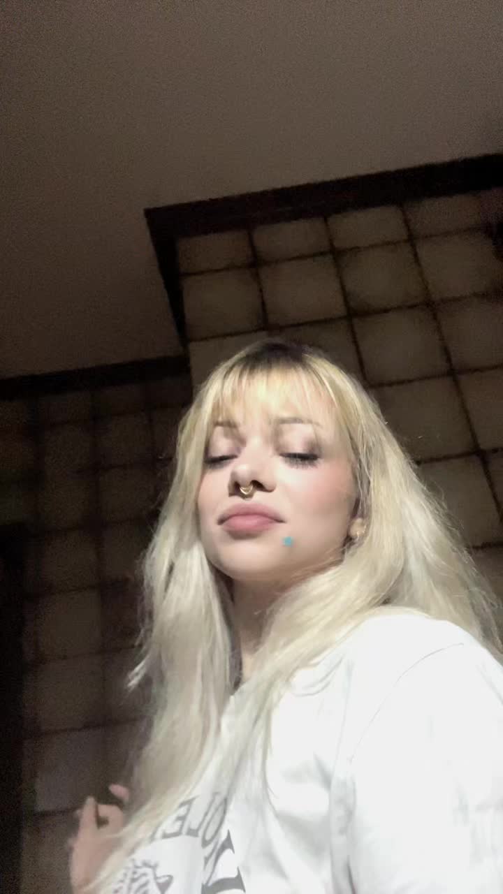 @lariuuuus