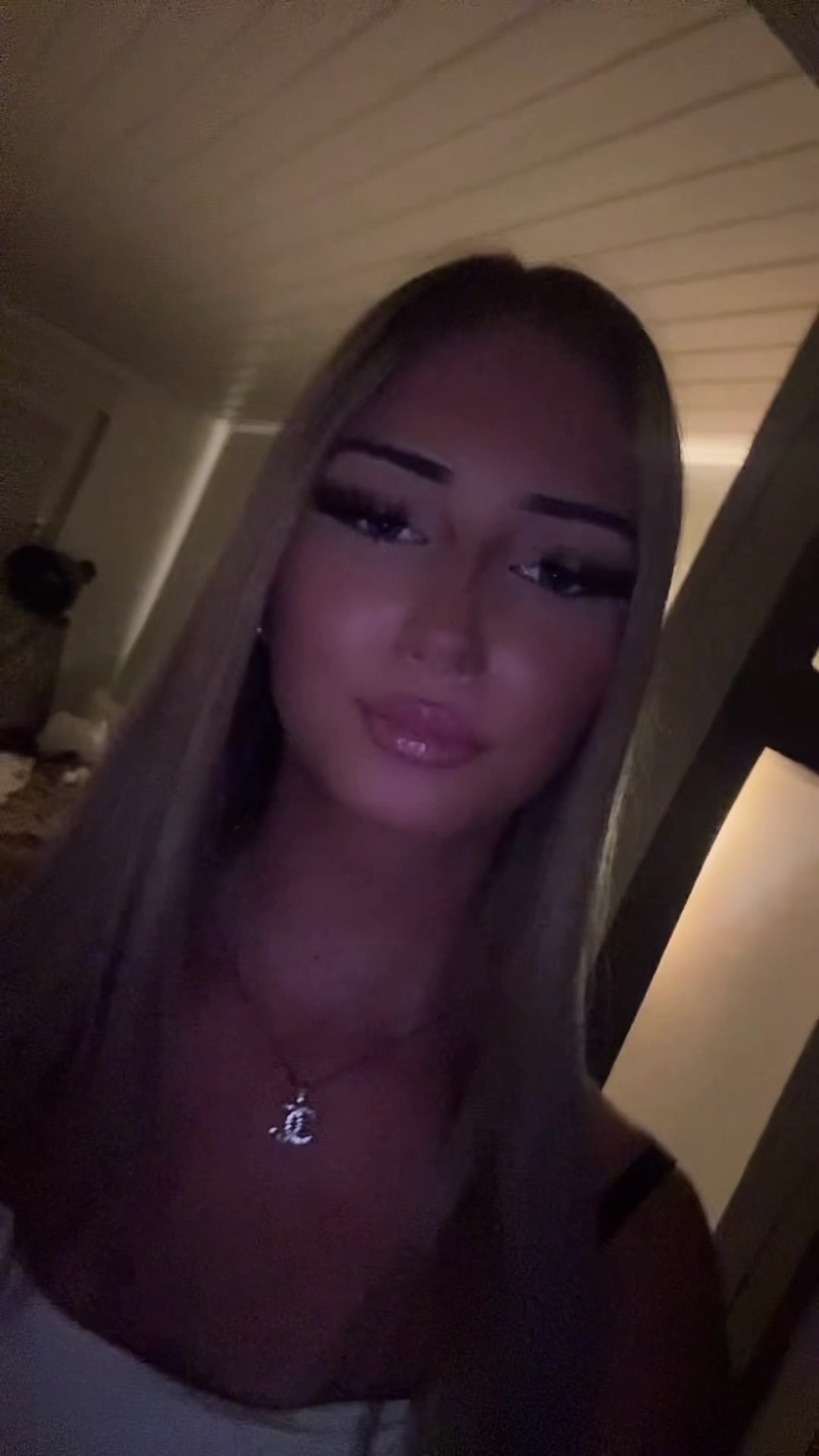 @😹