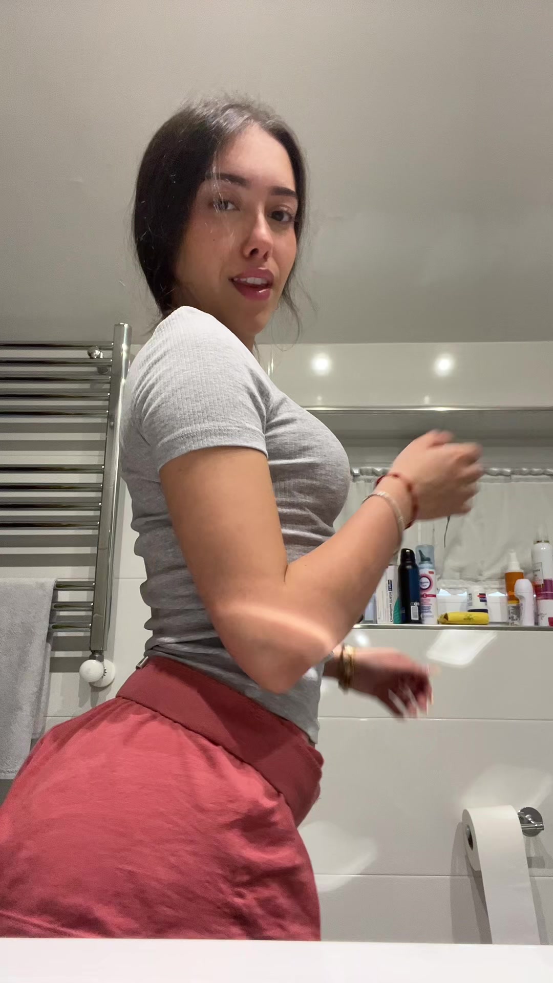 @anita