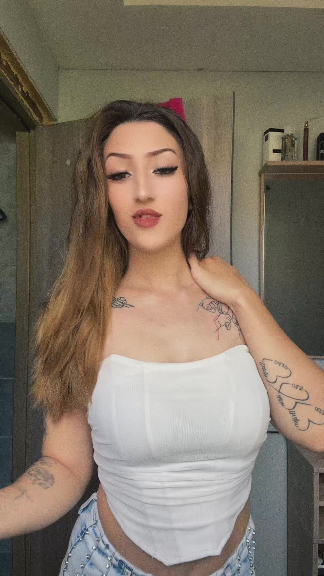 @Nessza