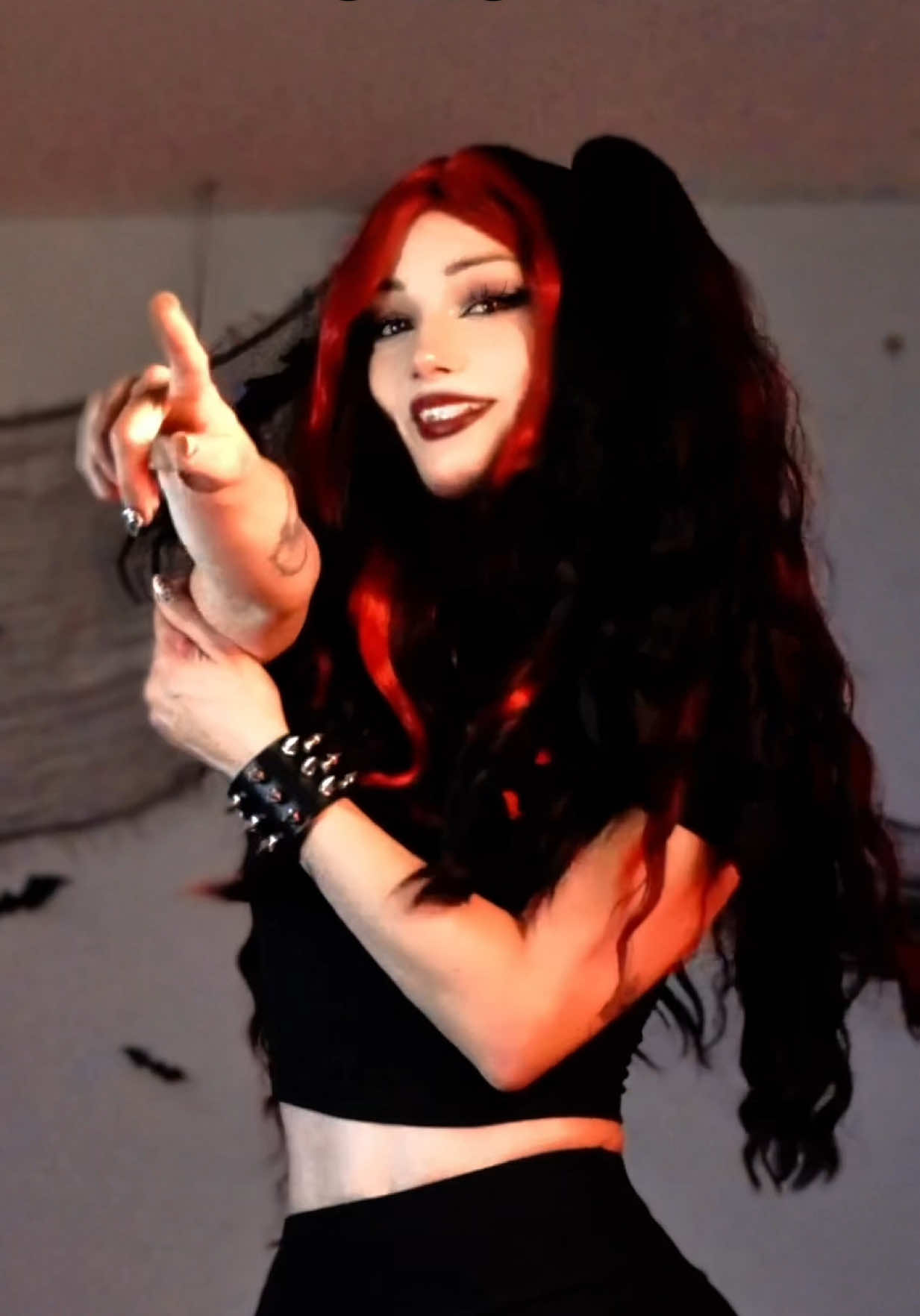 @bellajynx