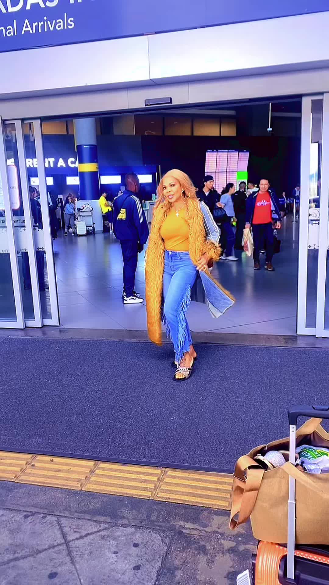 @1ofakindja