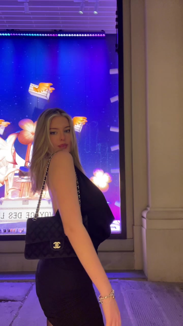 @chrysa