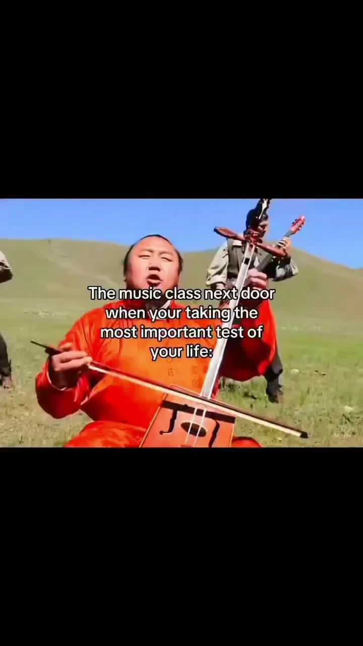 @⃟
