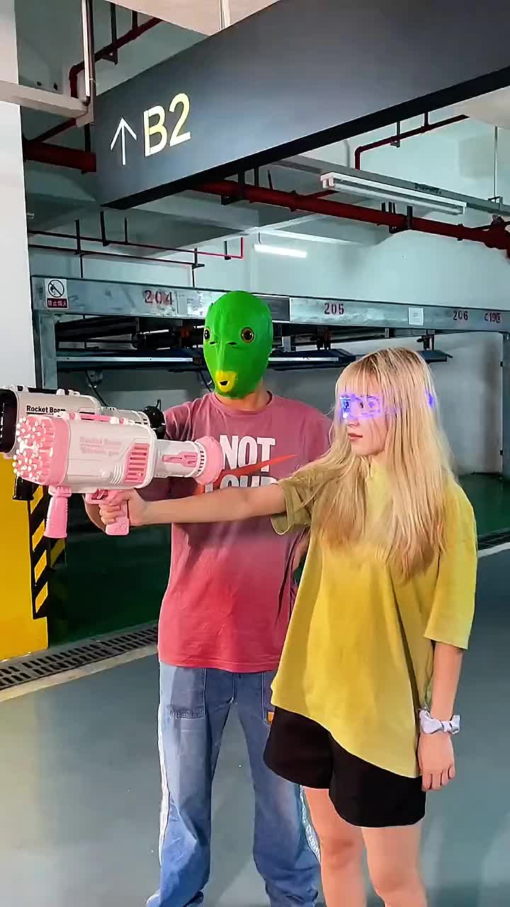 @ENTERTAINX