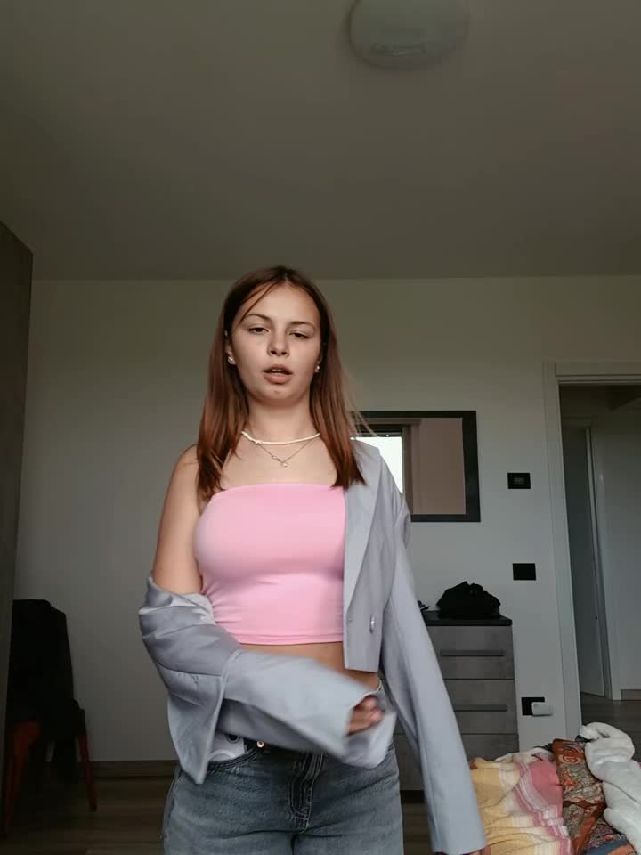 @rebymussii