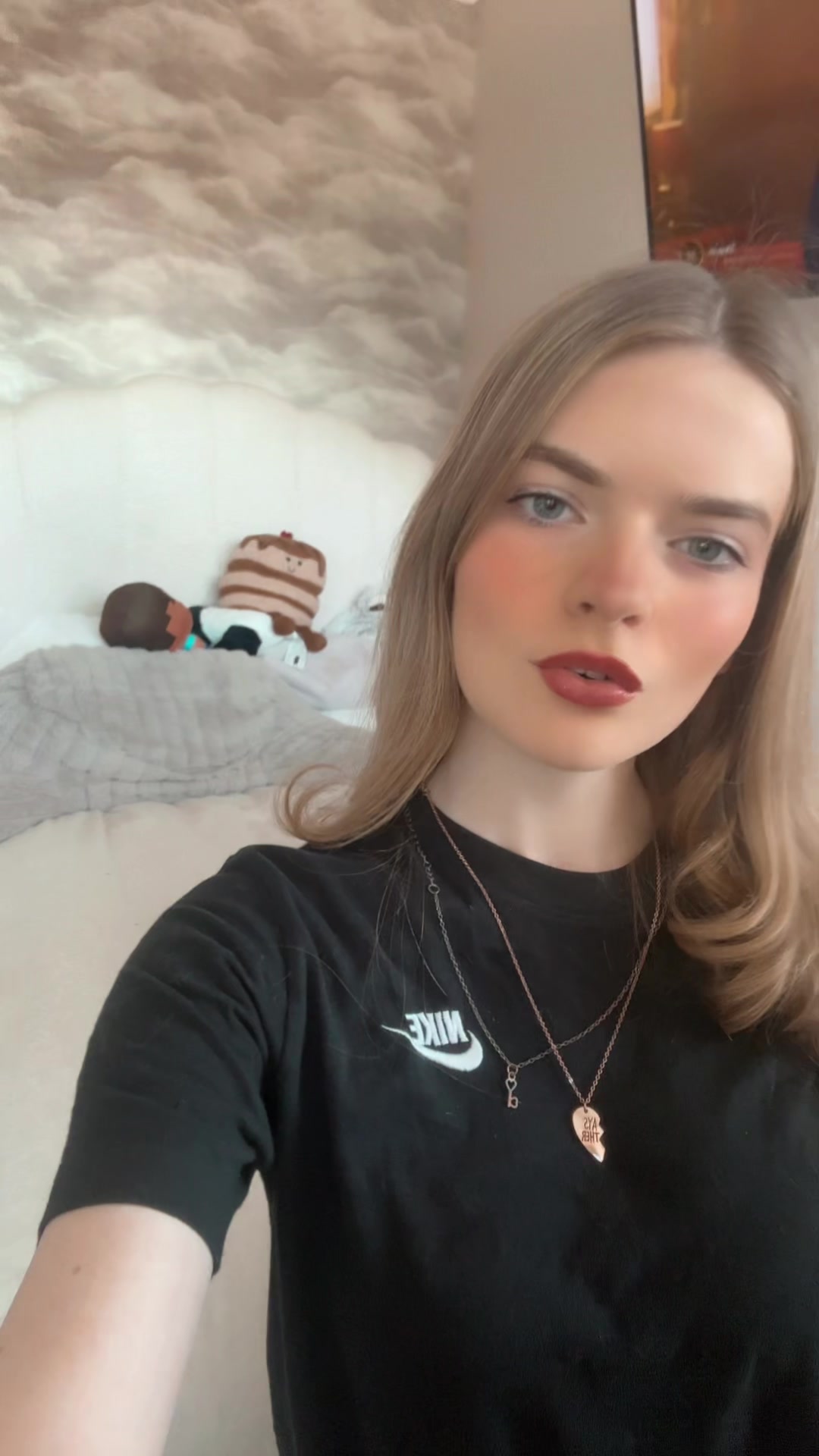 @𝓔𝓑&hearts;️