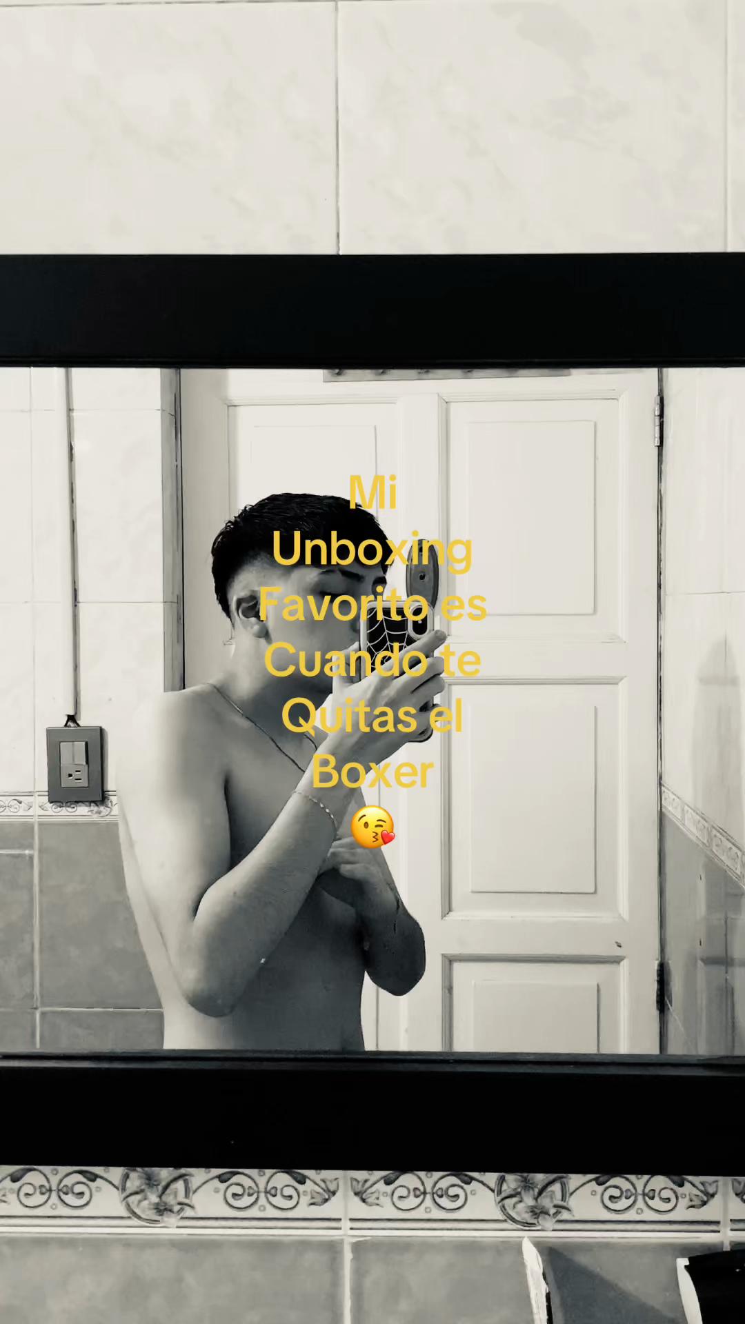 @ℳ𓂅ᨒ ☻