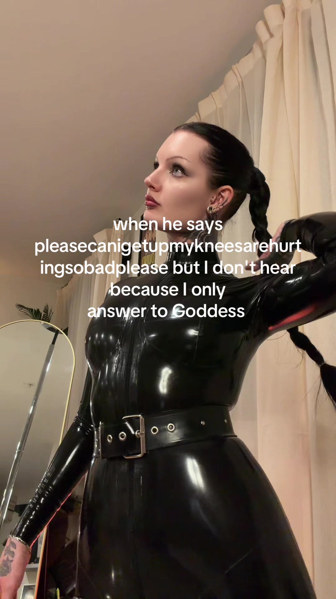 @angelica addams ๐ฉธ