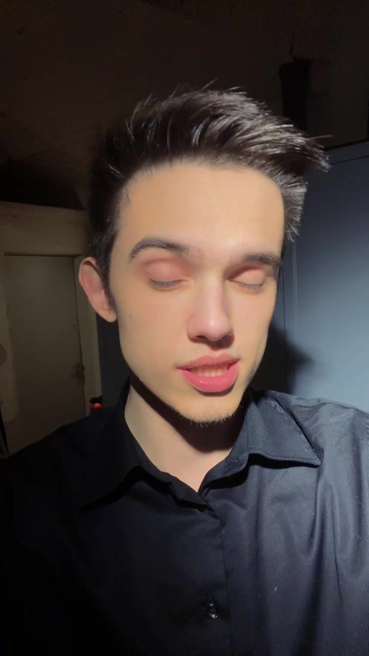 @𝖵𝗅𝖺𝖽𝗂𝗌𝗅𝖺𝗏
