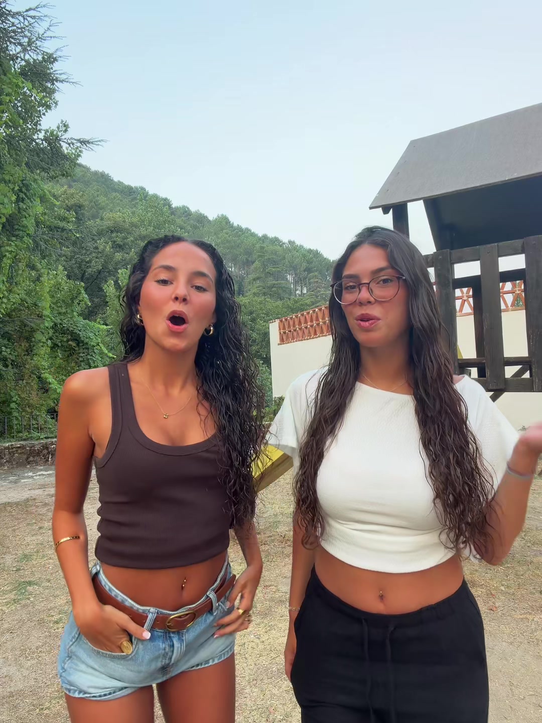 @Maariaaav
