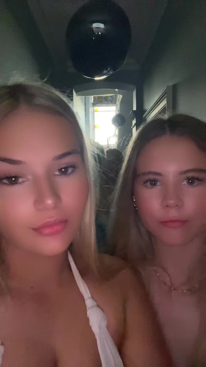 @Lily