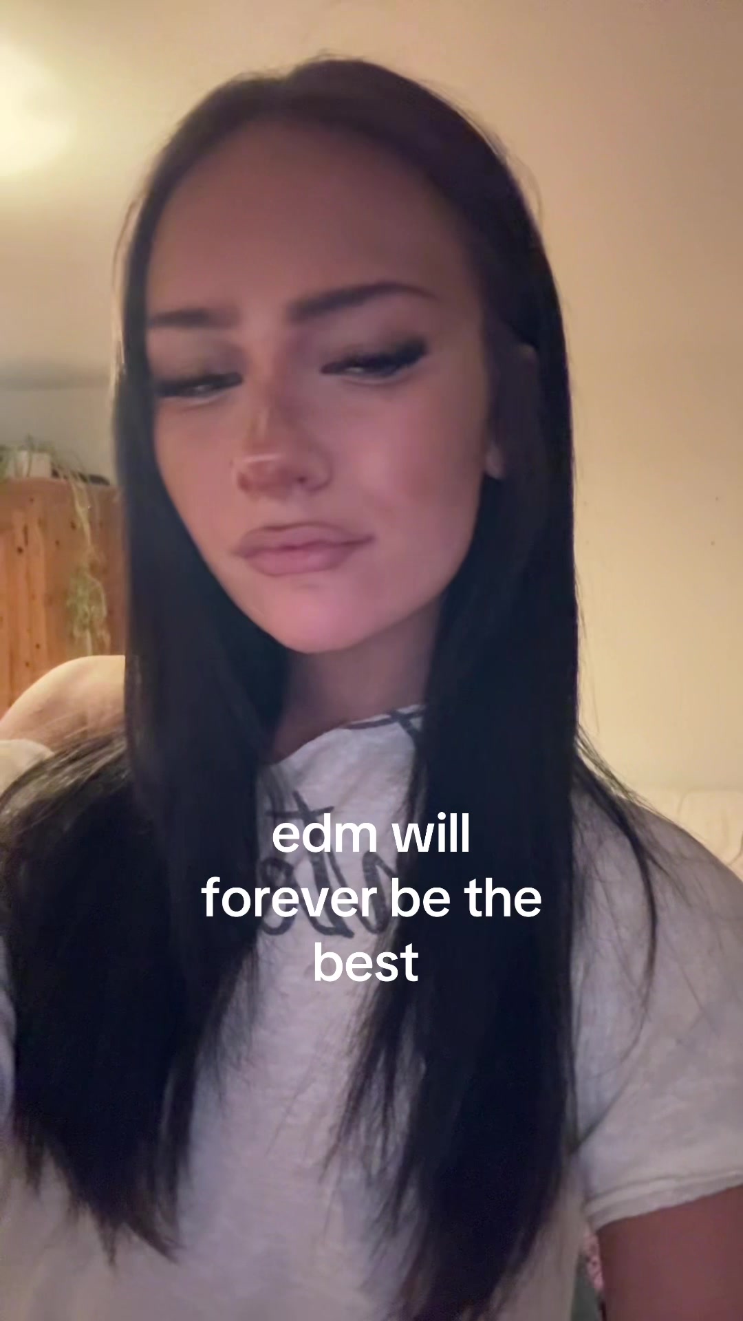 @vivienne alison