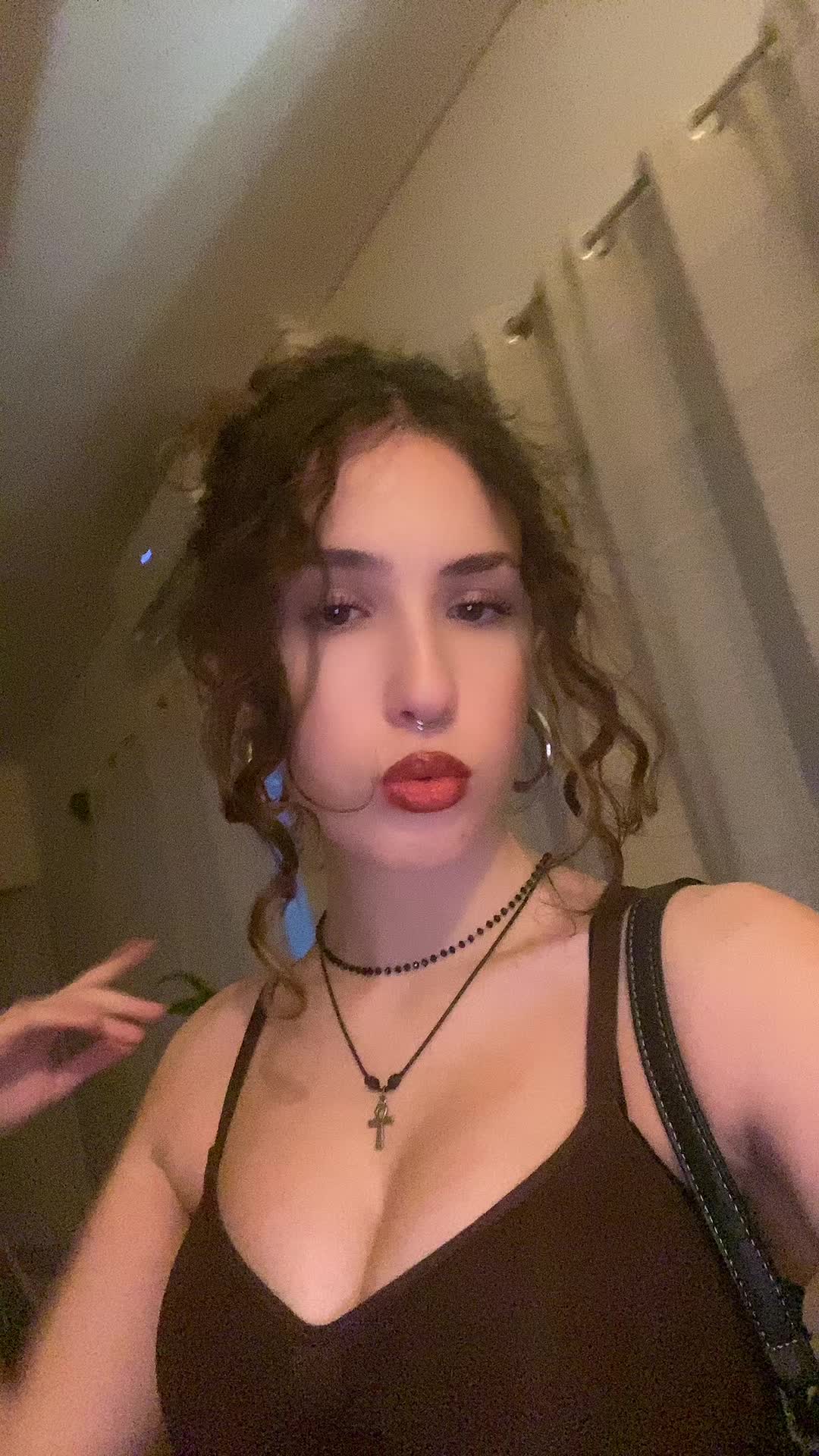 @alexandrazn
