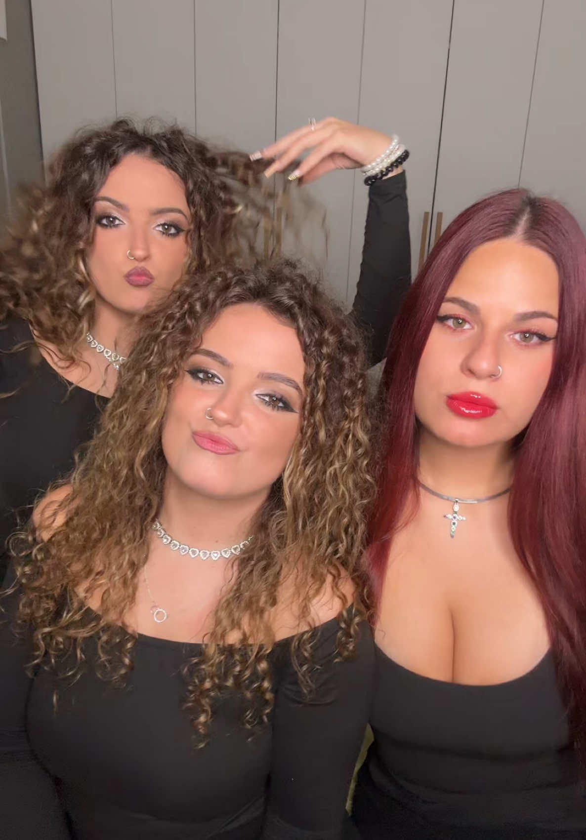 @🖤Ioana&Maria🖤