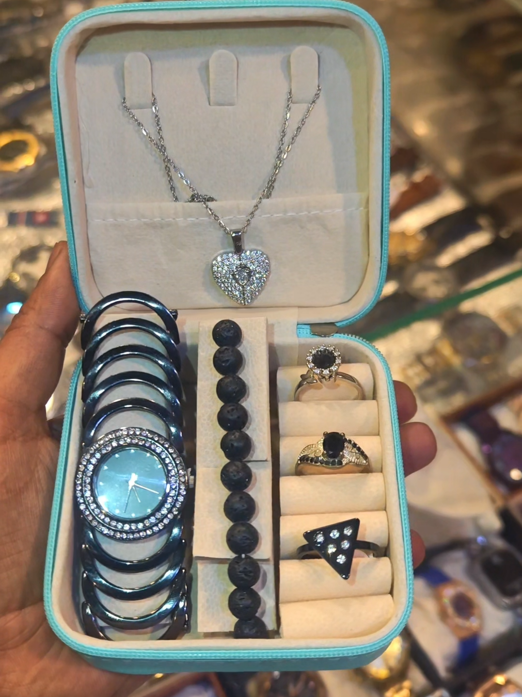 @Just Brand Zafarwal⌚