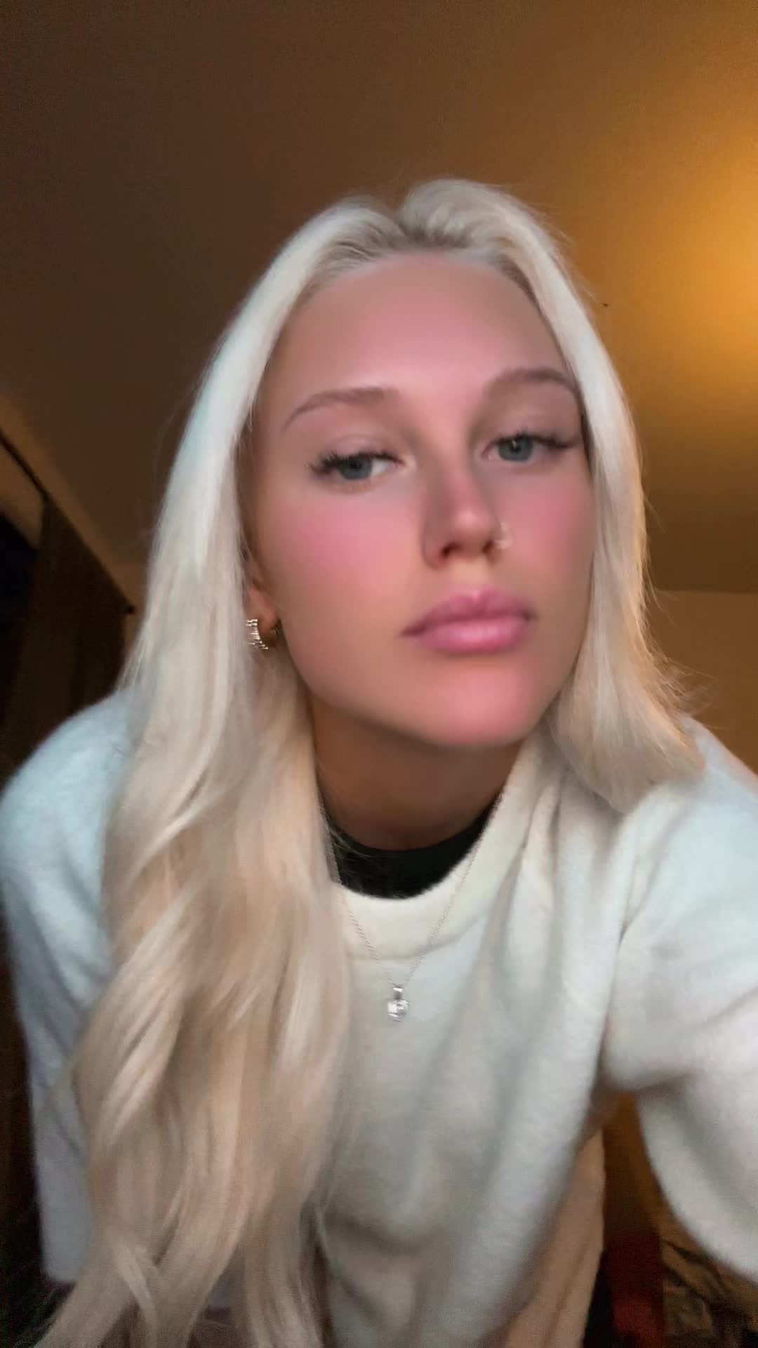 @Lilly🧛🏽