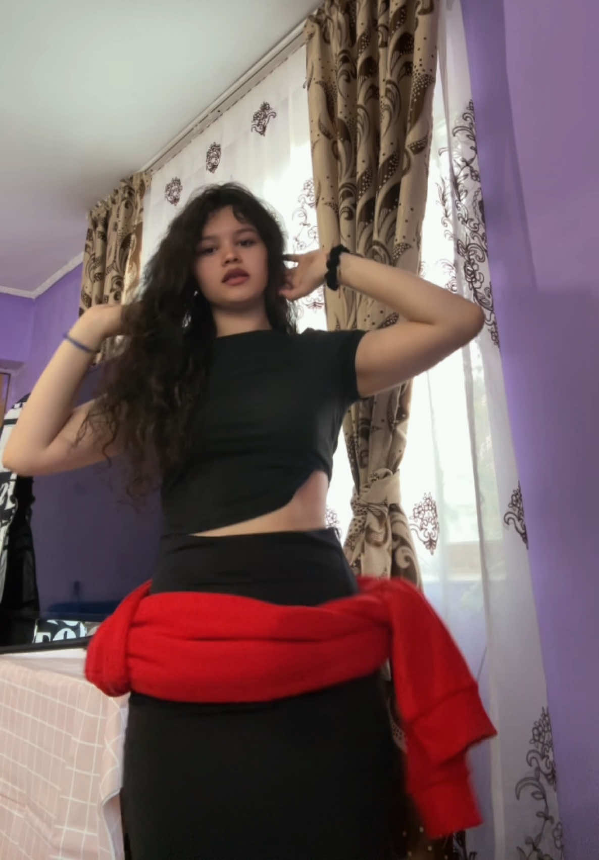 @Creațaa🎀