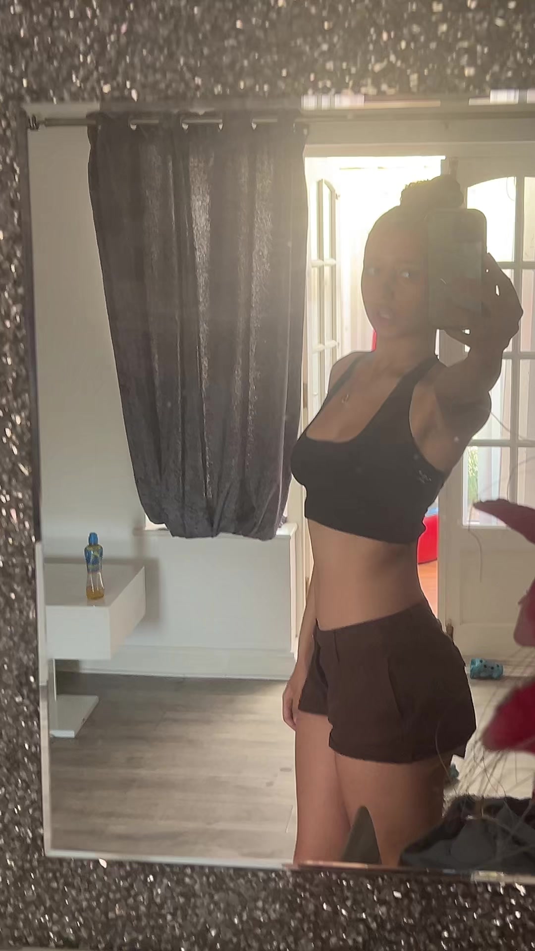 @taniah leigh x