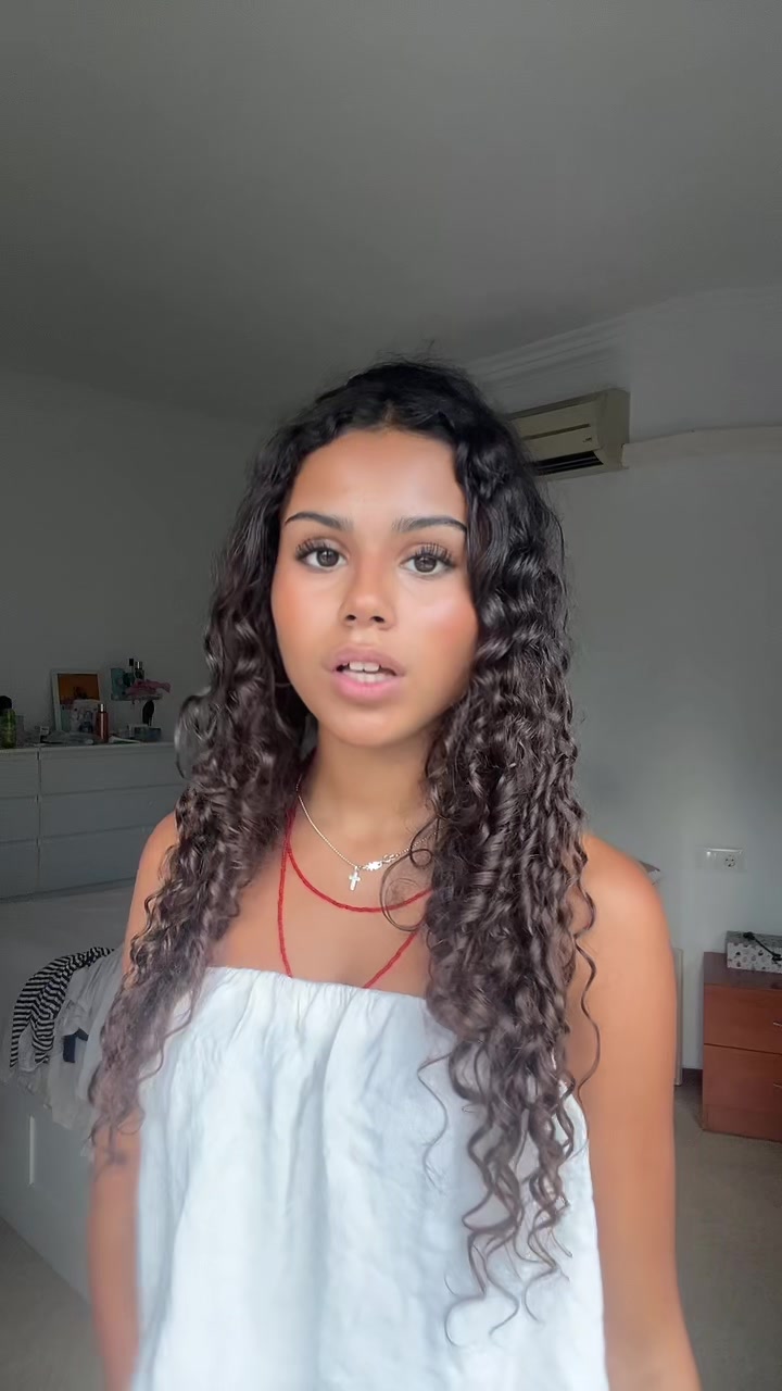 @lucia baeza