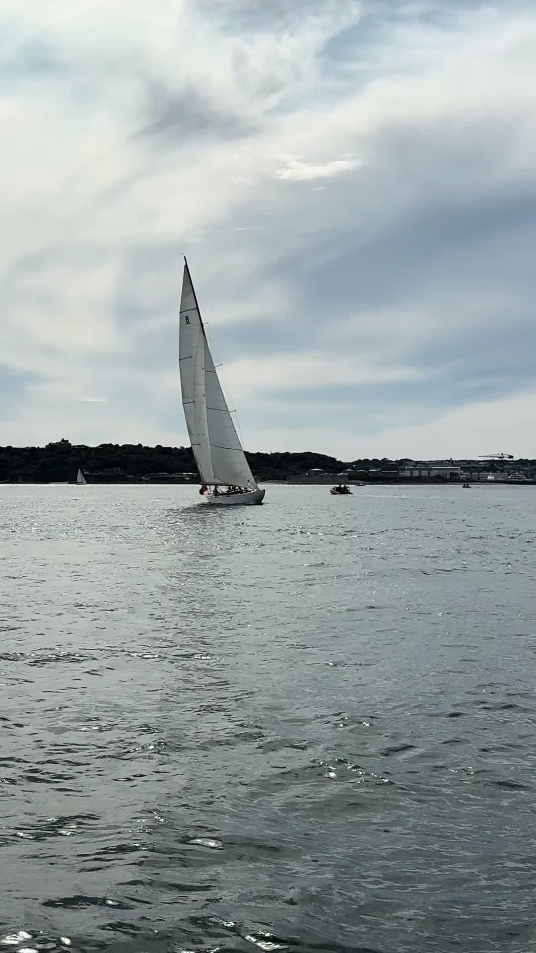 @Hollie -x- Boatbuilding News