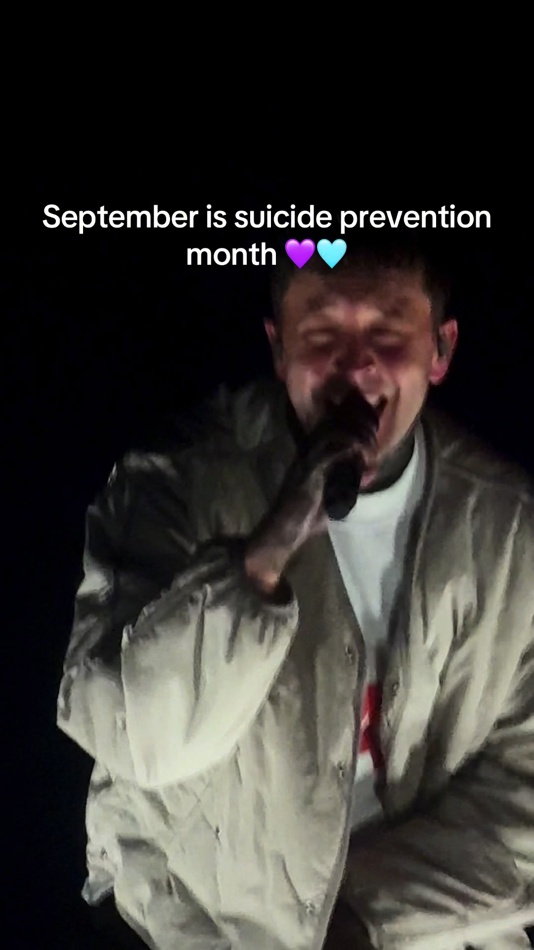 @IC¥ 💙🤍💛🩷