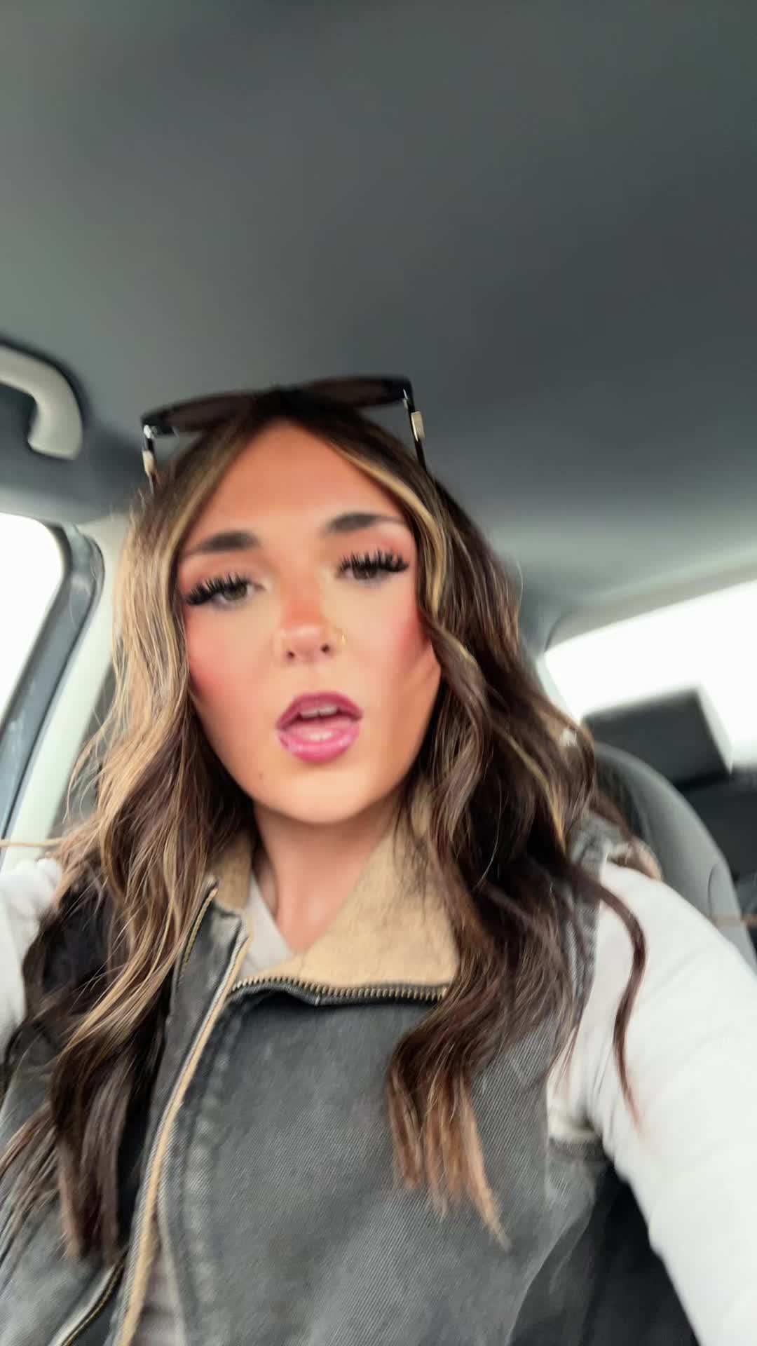 @g