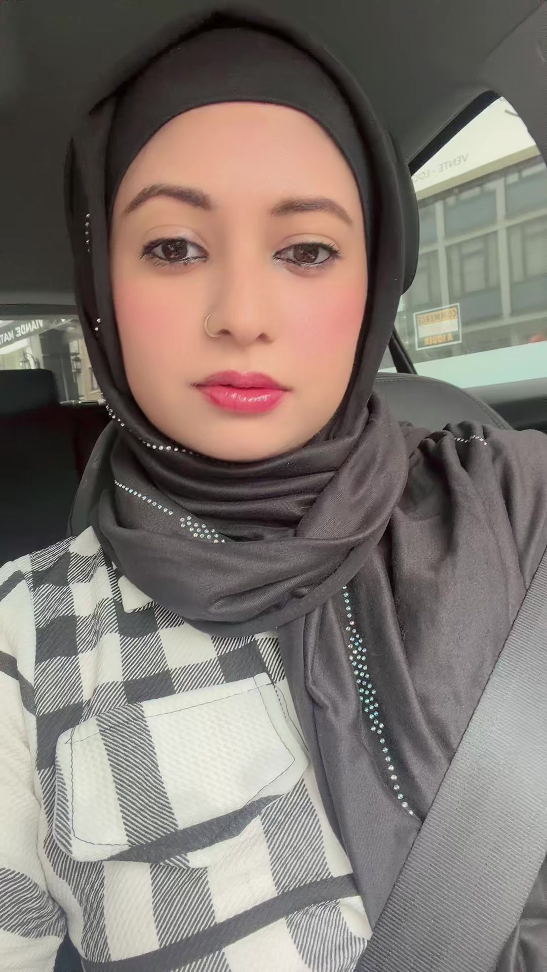 @Mehru Chaudhry