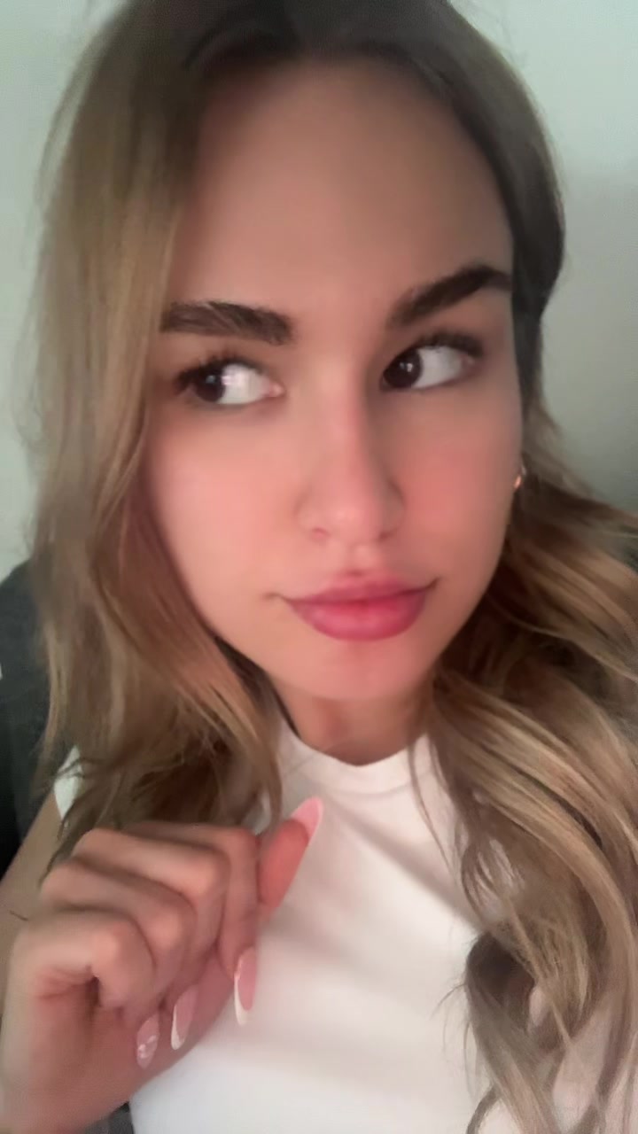 @𝙰𝙼𝚈