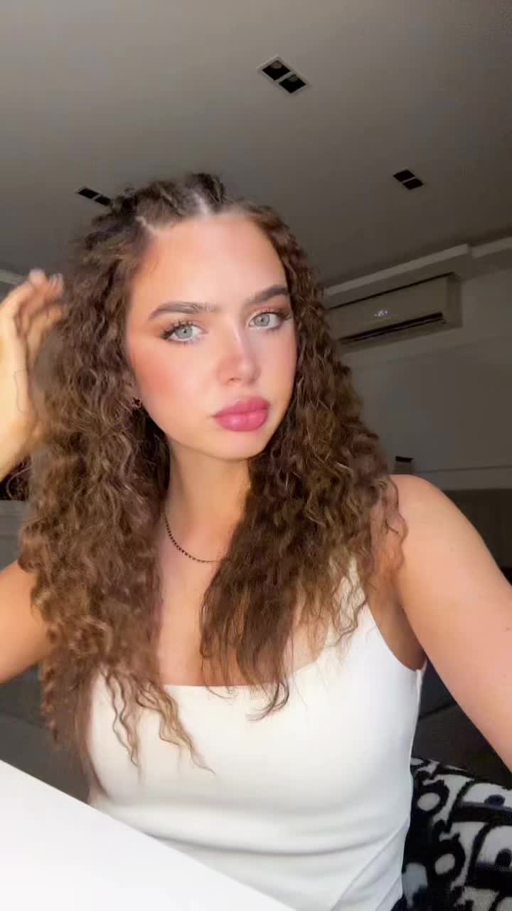 @Laura