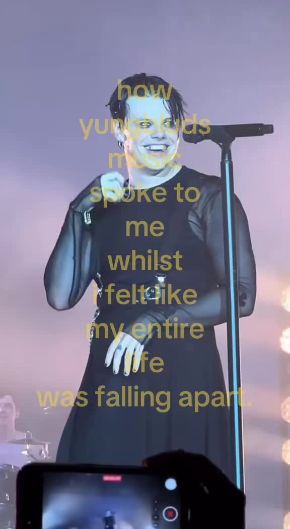 @tiana (yungblud&rsquo;s version) 🖤