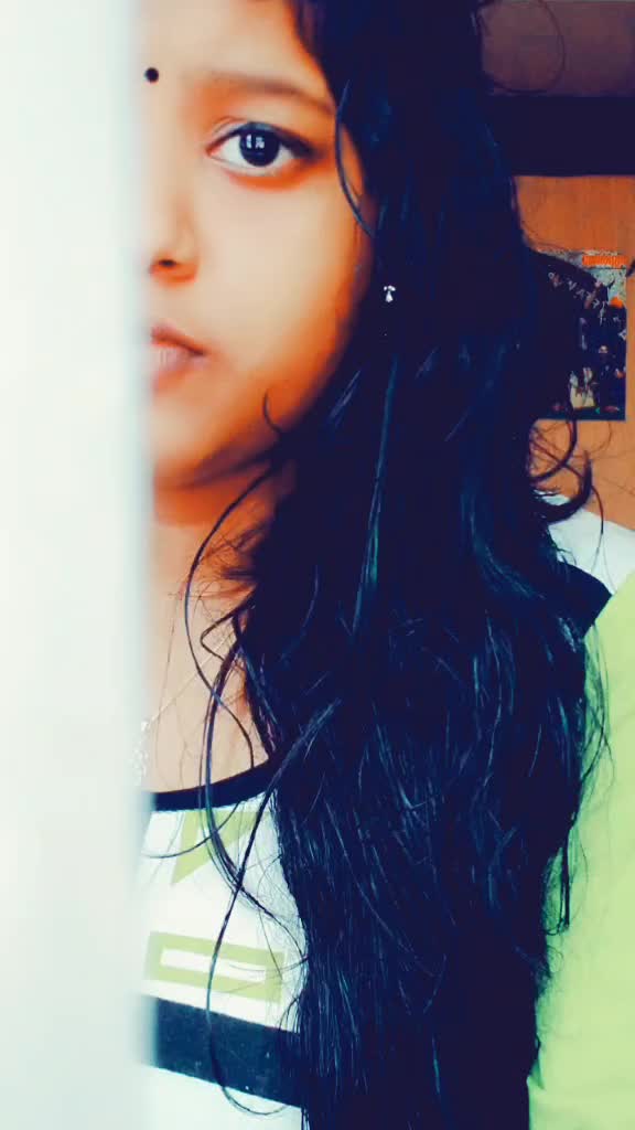 @👑Aishuutty 👑