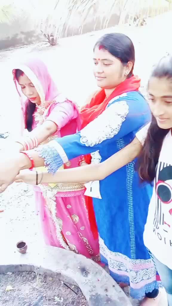 @raveena