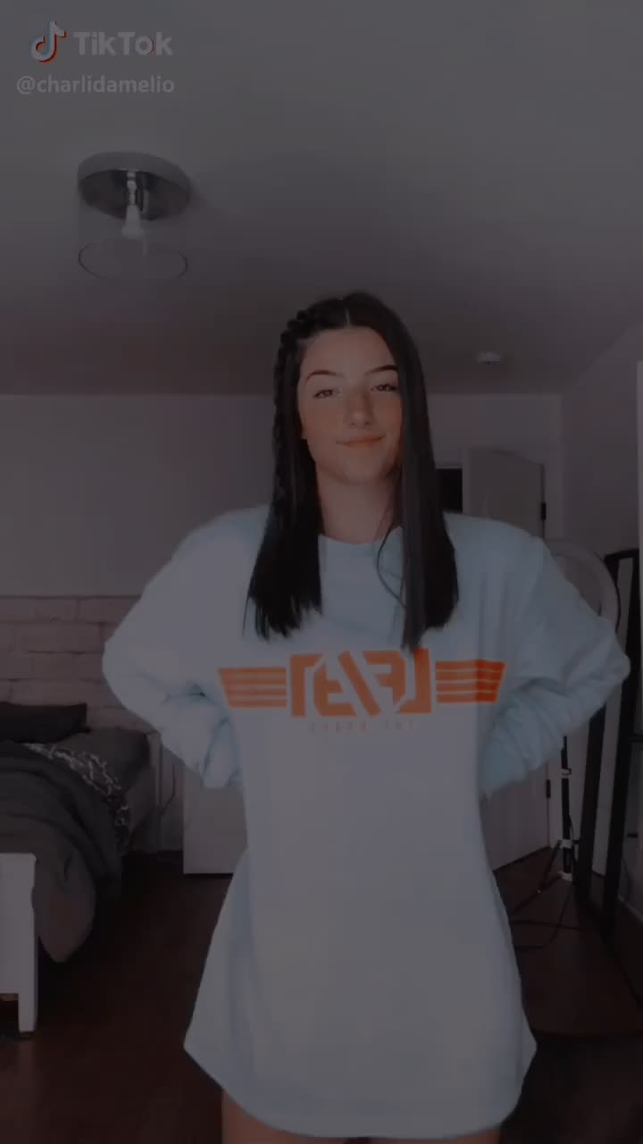 @Charli damelio