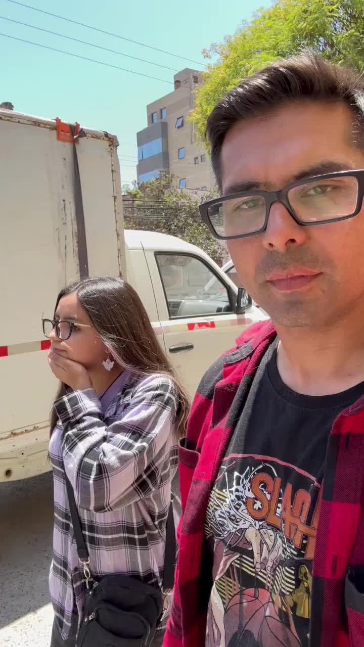 @Carlos_y_lauris