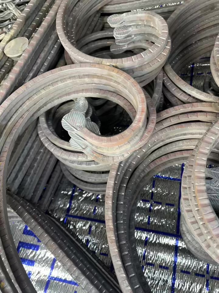 @GOLDMETAL