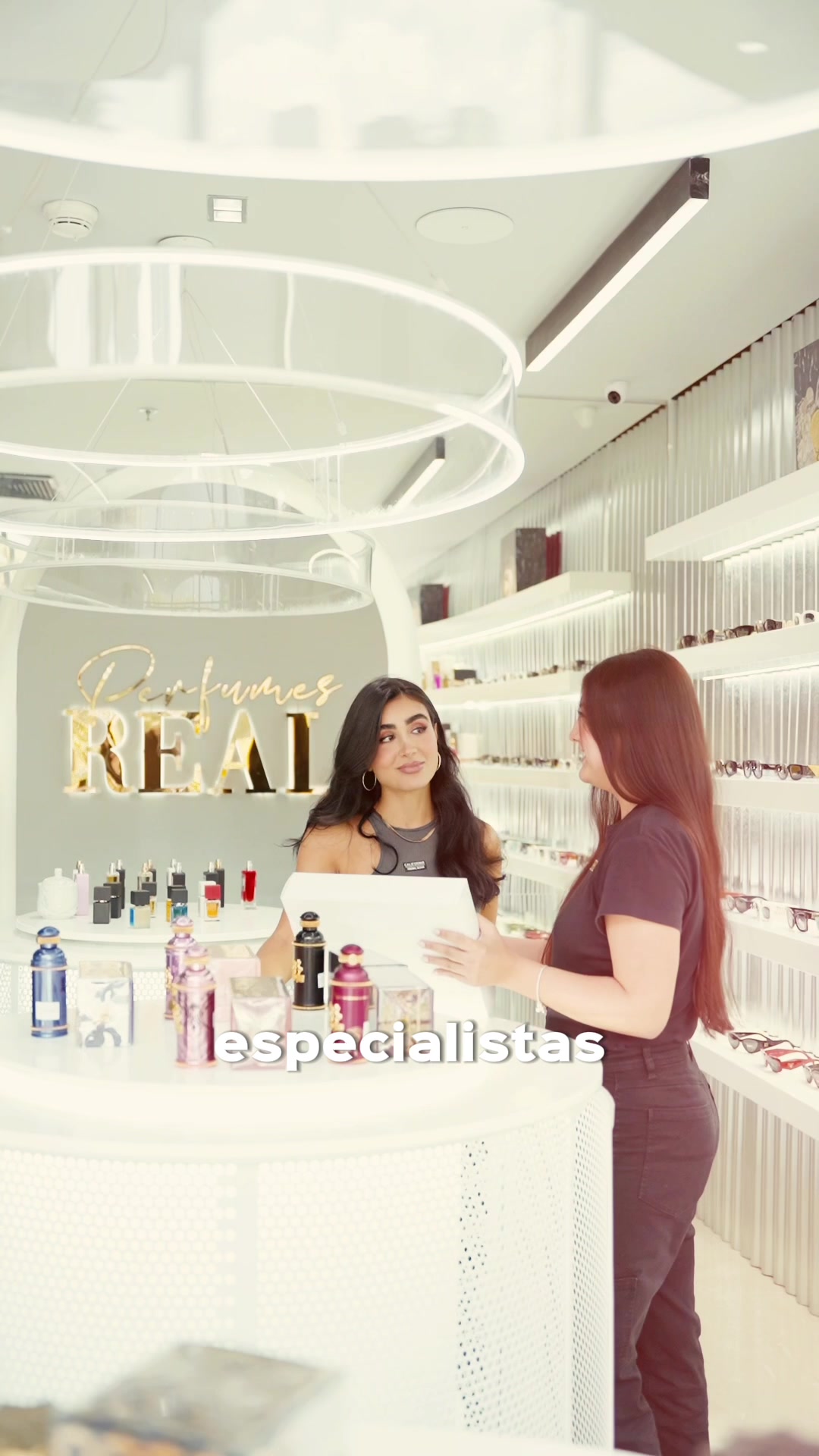 @PERFUMES REAL