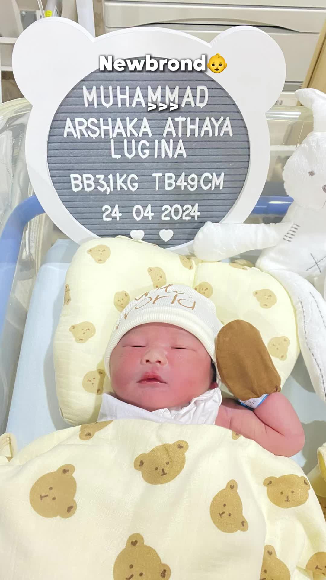 @IchaNisaa