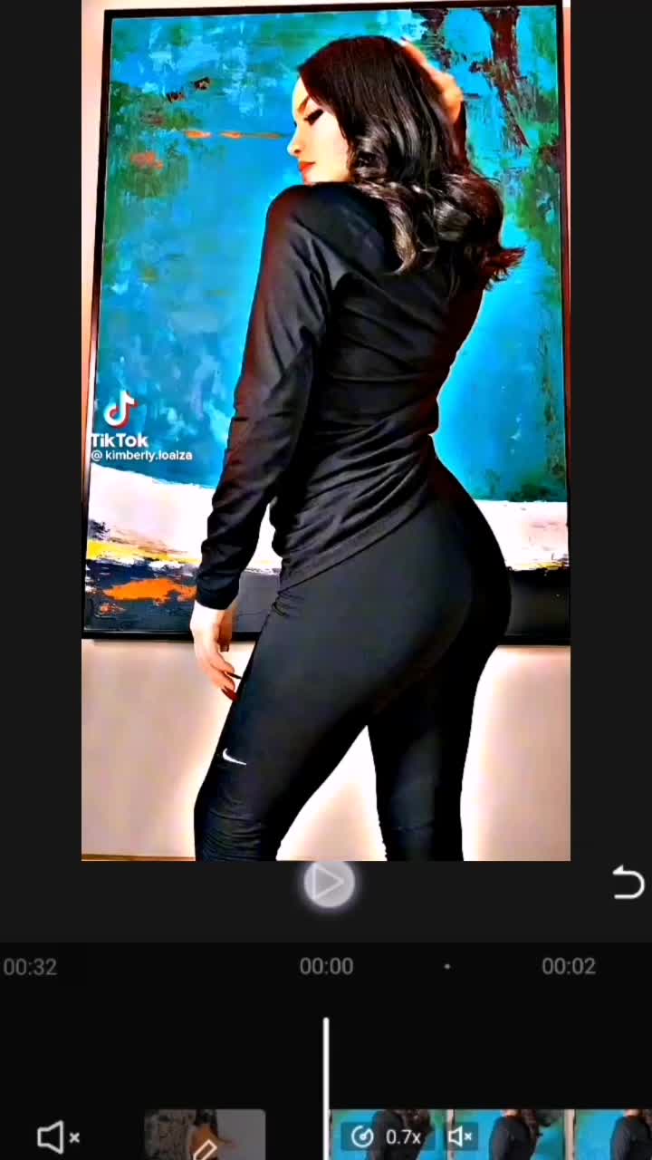 @🦋Kimberly Loaiza🦋