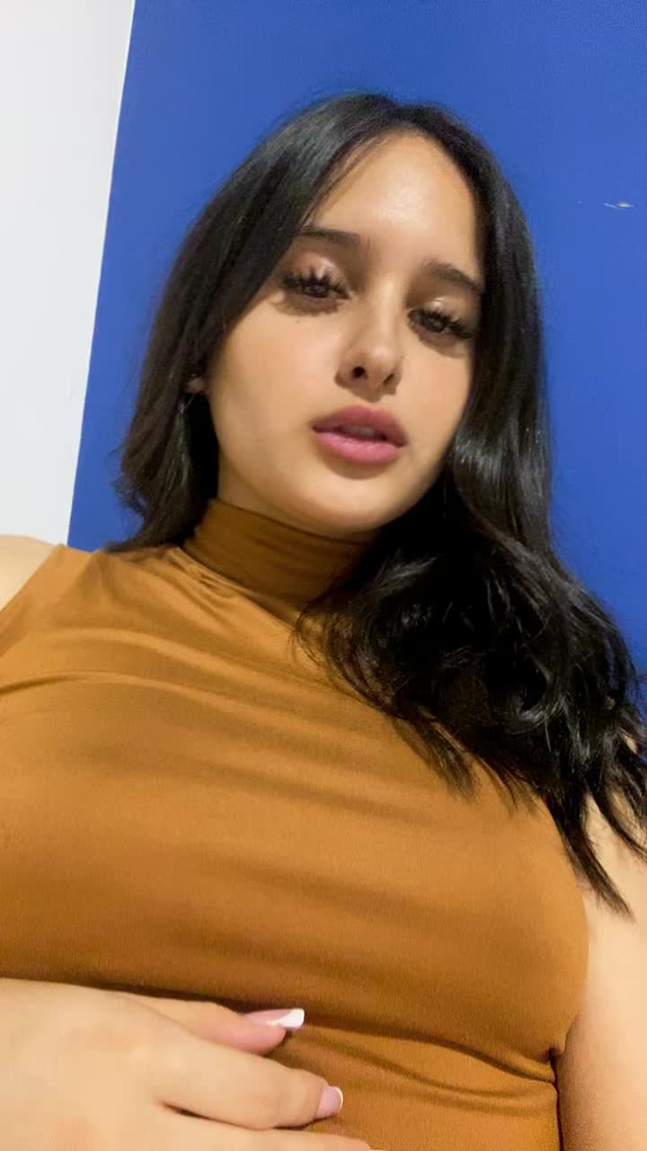 @clauarmendano1