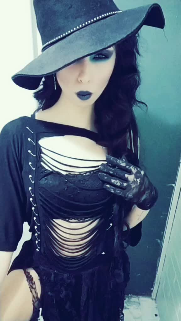@𝕽𝖊𝖎𝖑𝖆 𝕯𝖔𝖑𝖑𝖒𝖔𝖗𝖊 🦇