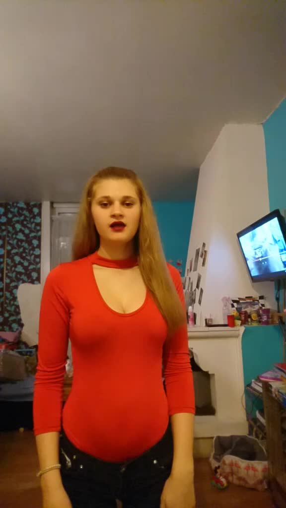 @Laabelleebrunee