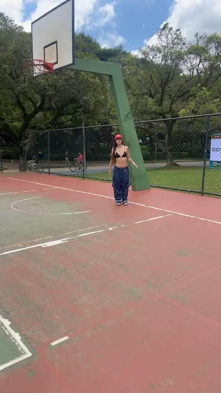 @J&uacute; Guerra