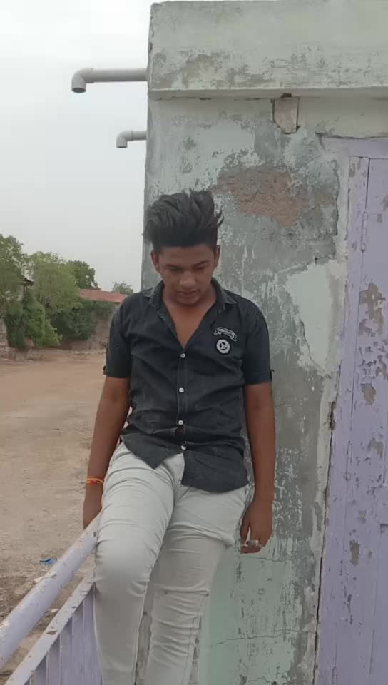 @Mr.gujrati.boy
