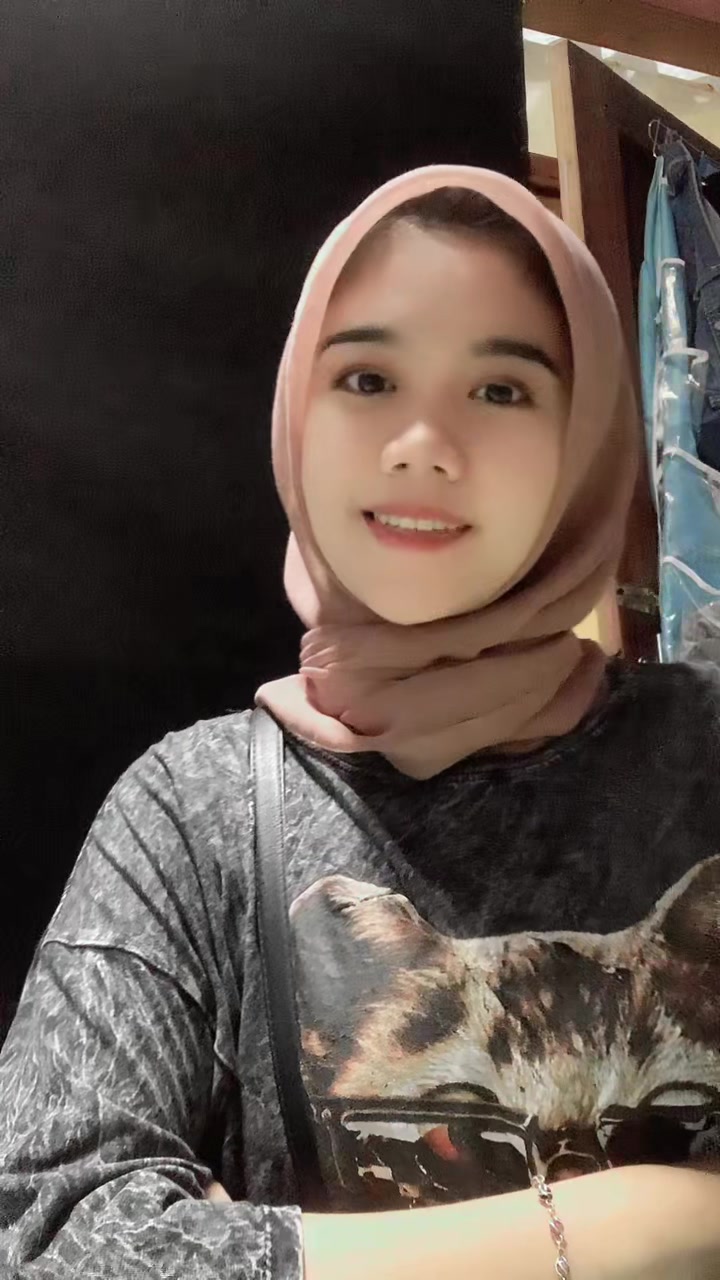 @ElsaAmeliaa