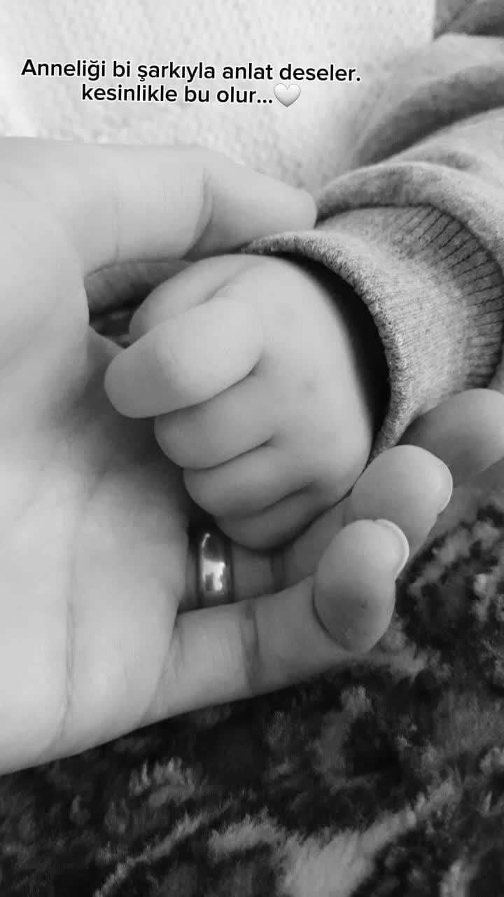 @Zeyno_04